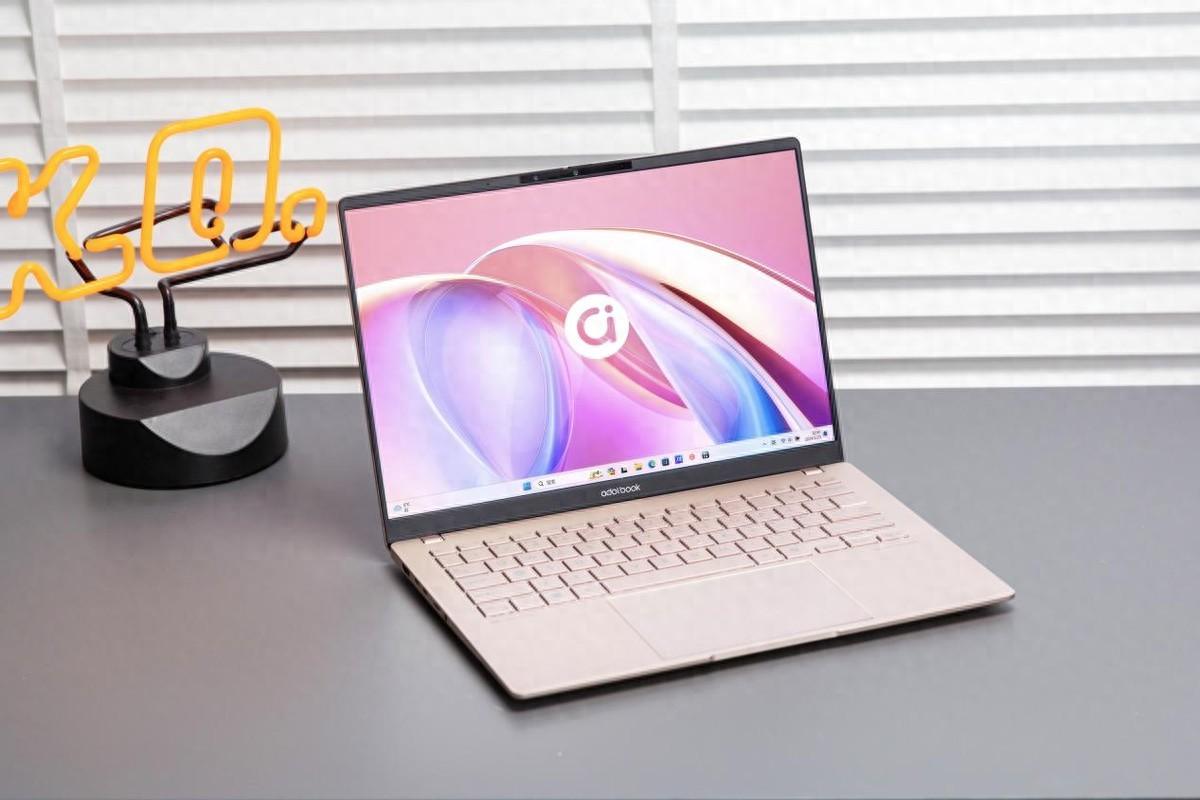 这款高颜值AI 超轻薄本值得买吗?华硕a豆14 Air首发测评