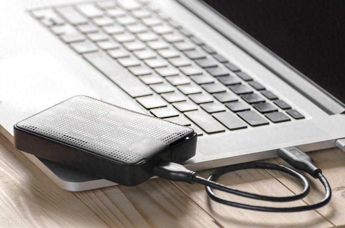 移动硬盘需要格式化才能打开怎么办?分享原因及解决方法