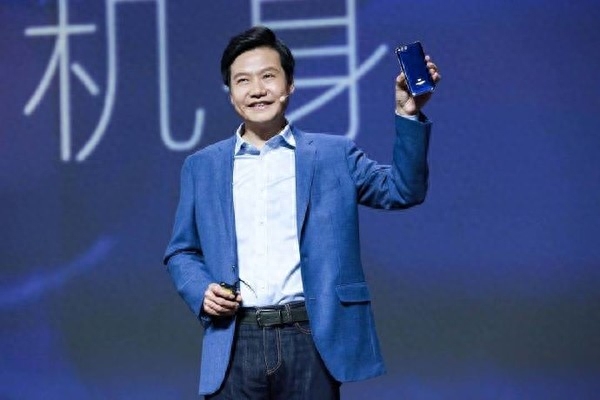 小米6发布六周年!雷军推荐“钉子户”升级到小米13