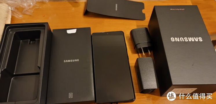 三星S21 Ultra官翻上线，价格实在，绝版型号