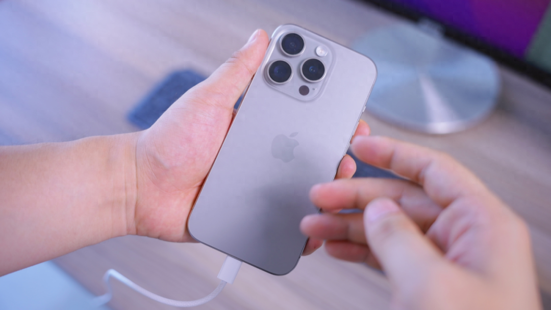 用了一段时间 iPhone15 Pro 后,我发现了这三个烦人问题