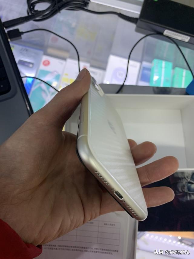 苹果手机要怎么看是不是正品?掌握三种方法,商家想坑你也没辙