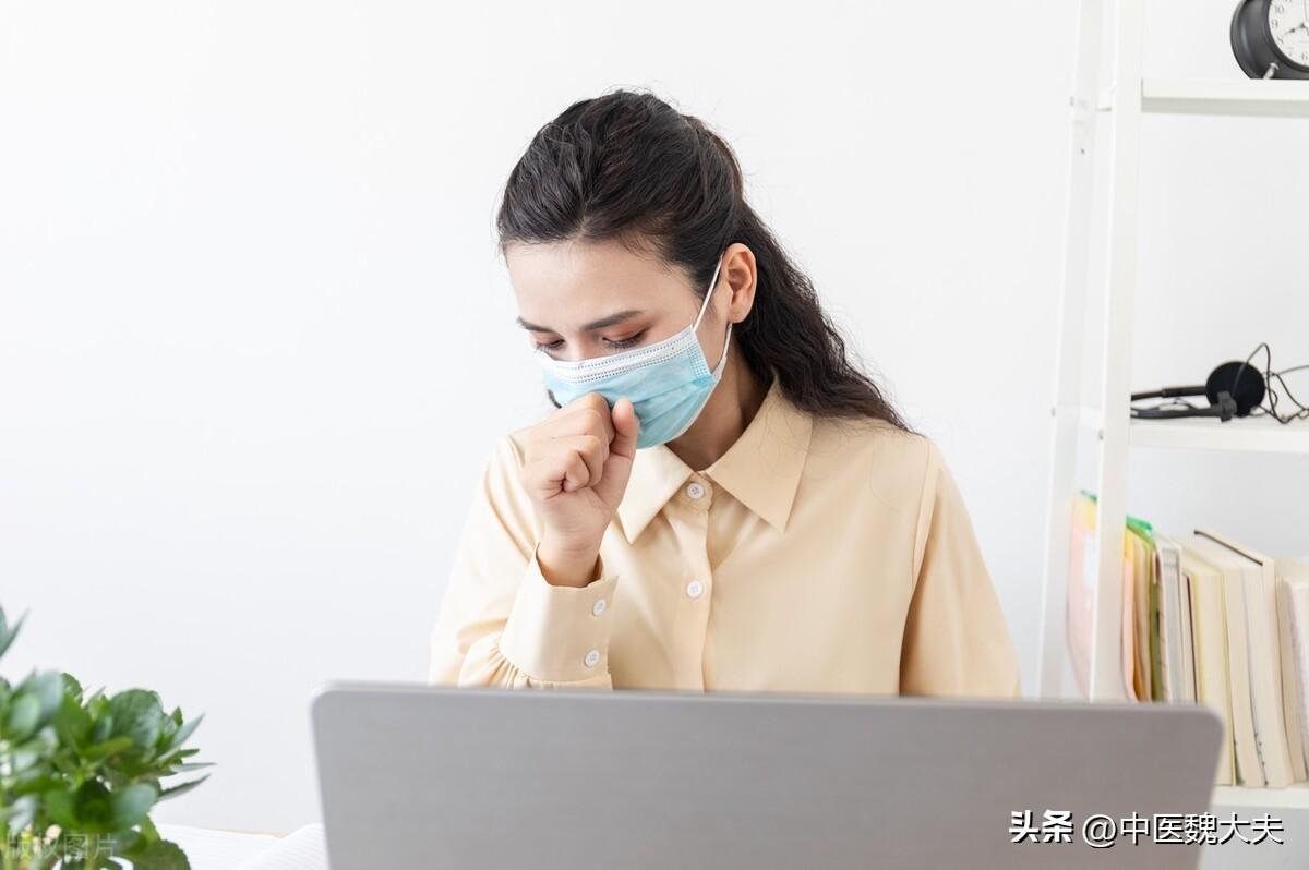 如果不小心感染了新冠病毒,会出现哪些症状呢?