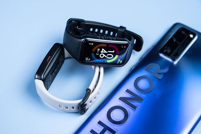 荣耀手环6详细评测：开启全面屏手环时代