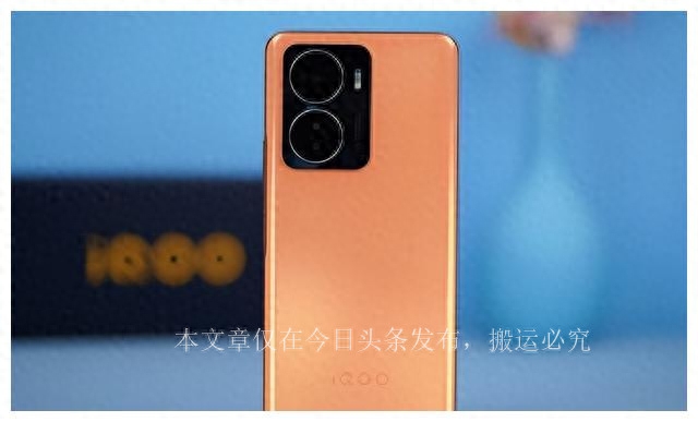 国产手机开始“降价大促”，这5款手机闭眼入，最低跌至1280元