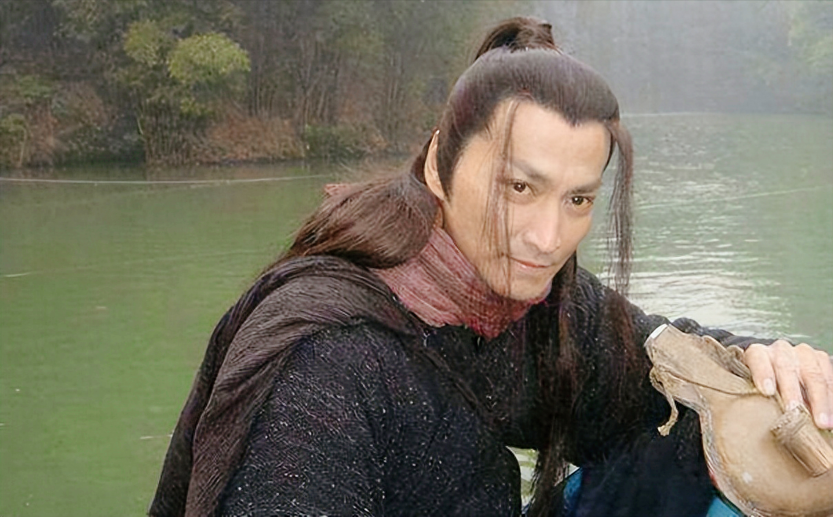 梁羽生武侠小说《幻剑灵旗》十大高手排名，金逐流第三，杨炎第二