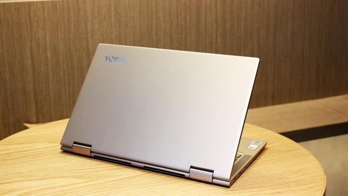 经典翻转本配高精度手写笔 - 联想YOGA C740评测