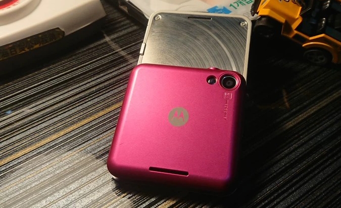 十年前的摩托罗拉ME511魔改游戏机，把任天堂都比下去了