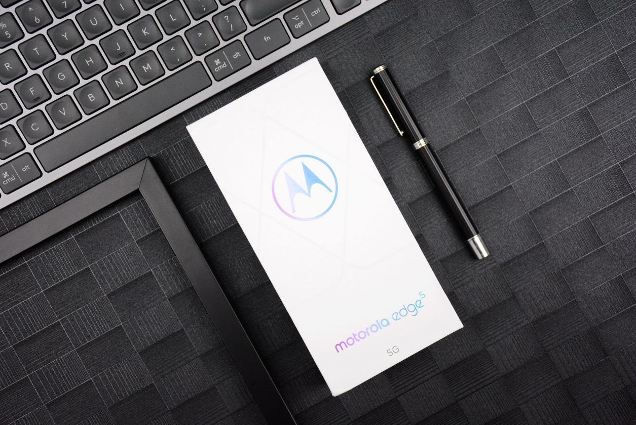 motorola edge s评测：忠于原生系统，仅1999