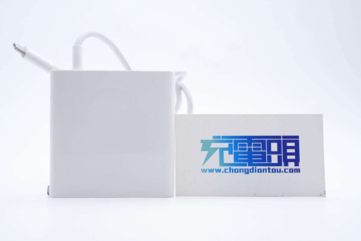 适配华为设备，荣耀Magicbook 16 Pro 135W USB-C电源适配器拆解