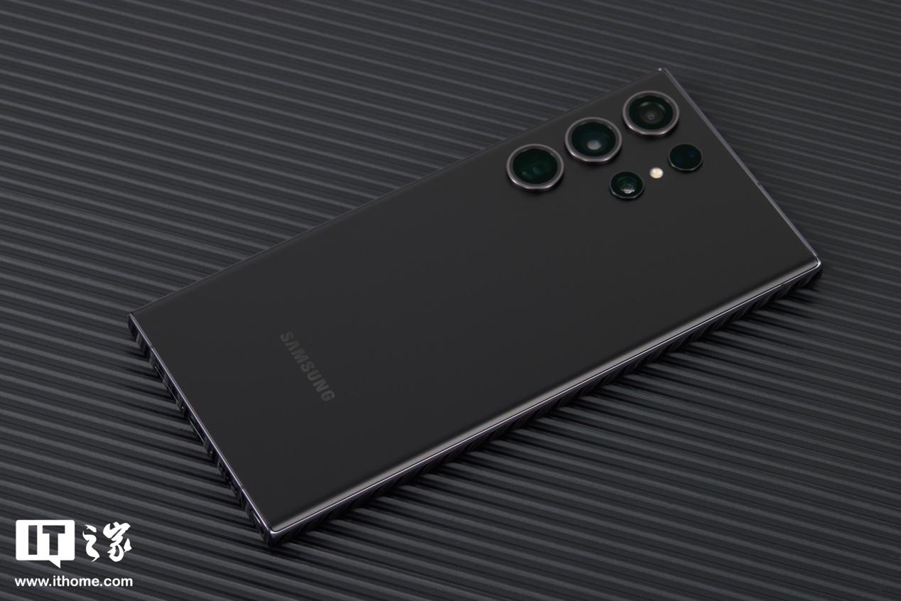 三星Galaxy S23/Ultra手机海外推送首个软件更新