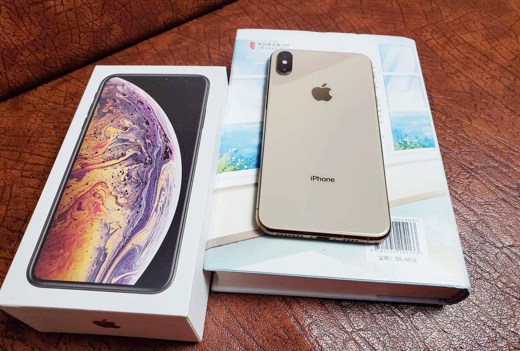昔日的iPhone XS Max不建议入手了，三个缺点，买之前看一下