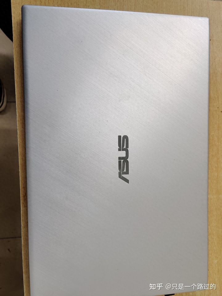 笔记本电脑需要贴膜吗