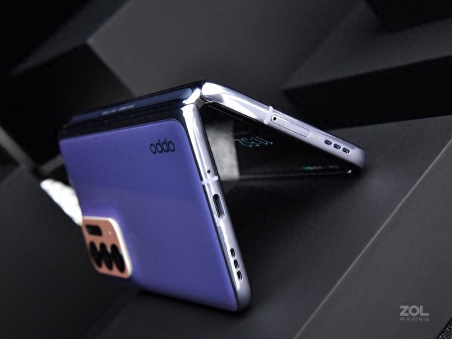 最低7399元起,这4款折叠屏手机值得关注