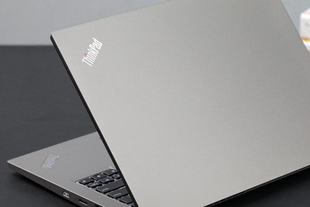 难怪性能如此强悍!ThinkPad L13商用本拆解