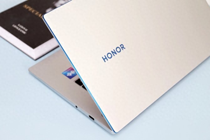 多屏协同再升级！荣耀 MagicBook 15全面屏轻薄本评测