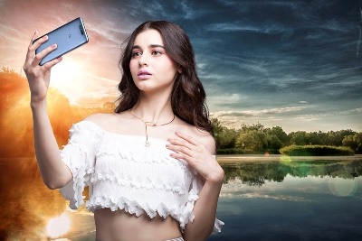 中兴双摄新机Blade V8偷跑：搭载骁龙435