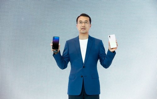 售价3388元起 华为P20系列手机推全新渐变色