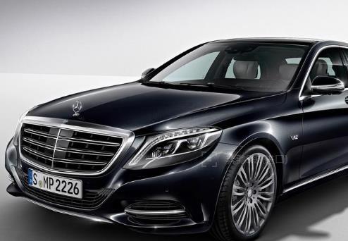 奔驰迈巴赫S600和奔驰S600有啥不一样?听过俩位司机的话就理解了