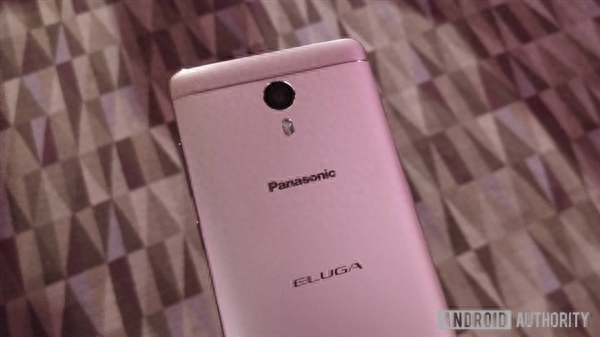 日本电器巨头松下重启智能手机！两款新品开卖：1200元