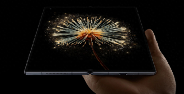 想换新机却毫无头绪?不妨看看这四款 直板/折叠都有