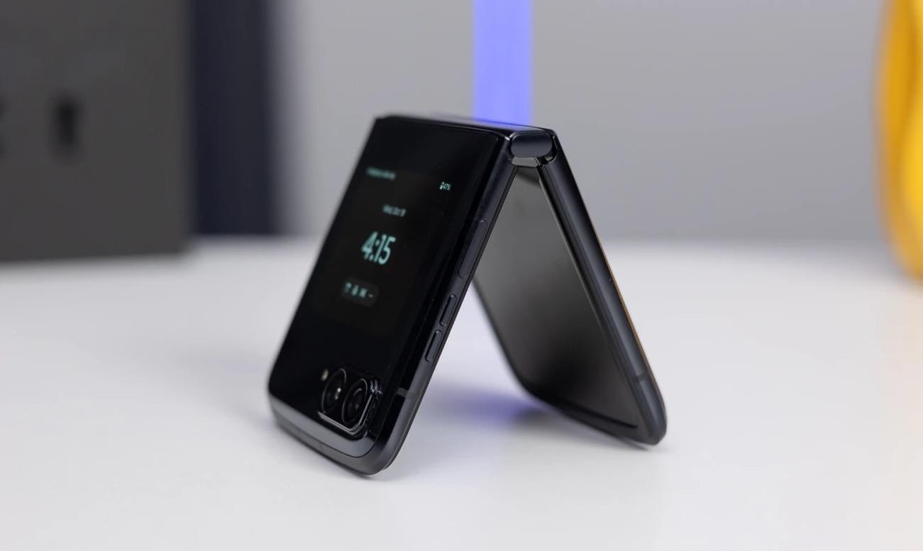 摩托罗拉 razr 2022 使用了45天,不吹不黑,说一下使用感受