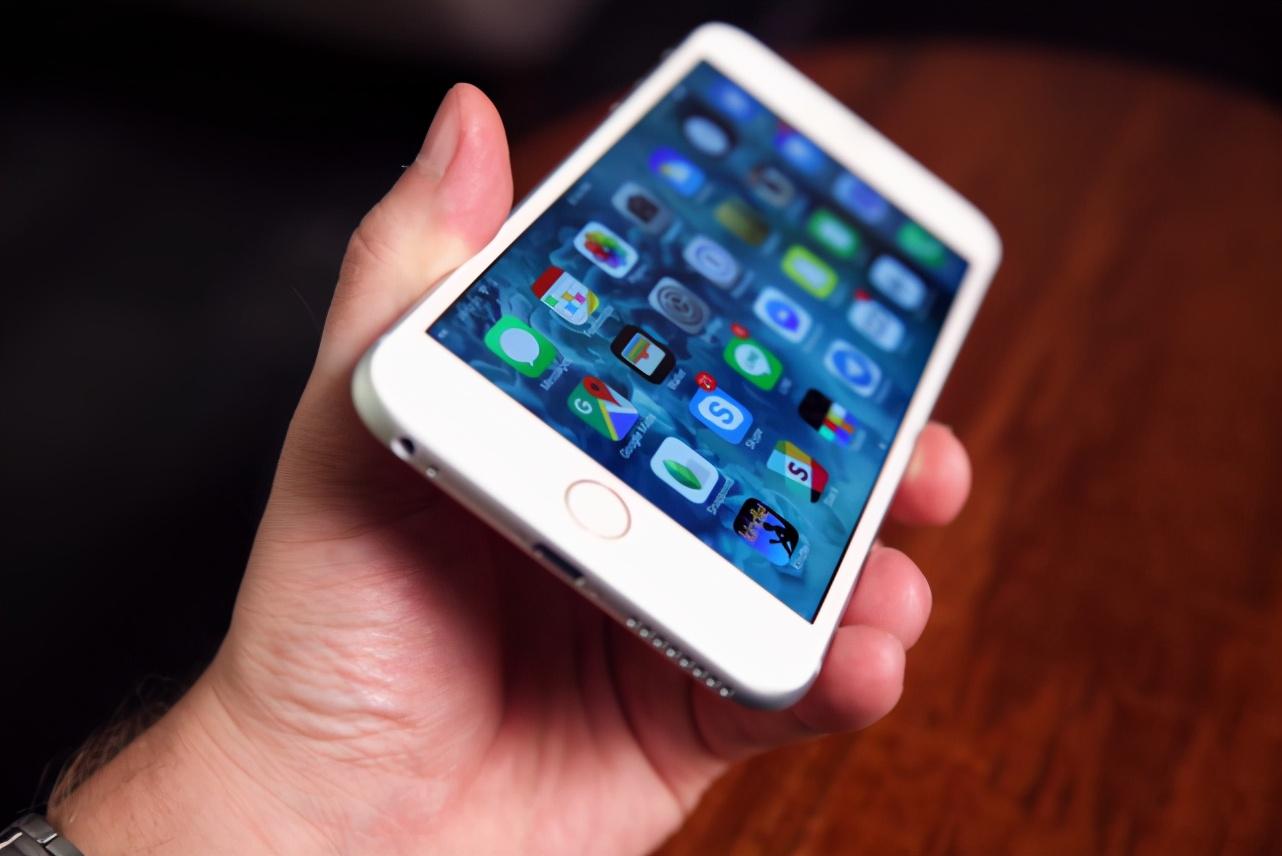 iPhone 6S还能再战3年?iOS15适配机型出炉,A9芯片再次立功