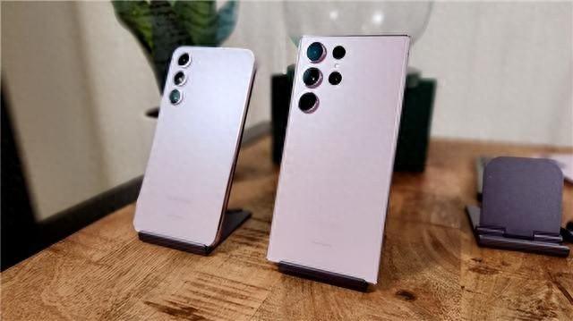 8999元跌至5999元，华为Mate60劲敌6折抢市，2亿+5000mAh+1750nit