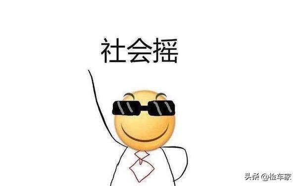 为啥奔驰S400L30万都没人买？网友：换块电池10万，爱得起伤不起