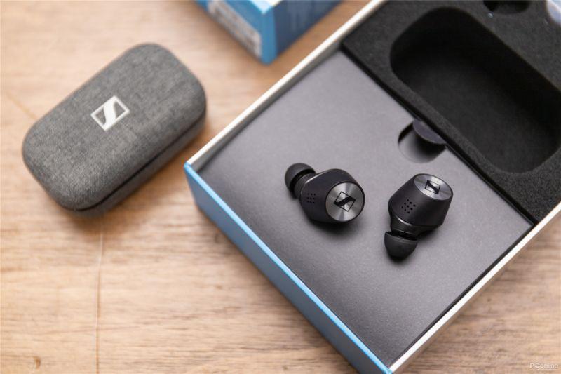 要想沉浸在自己创造的小世界里,离不开森海塞尔