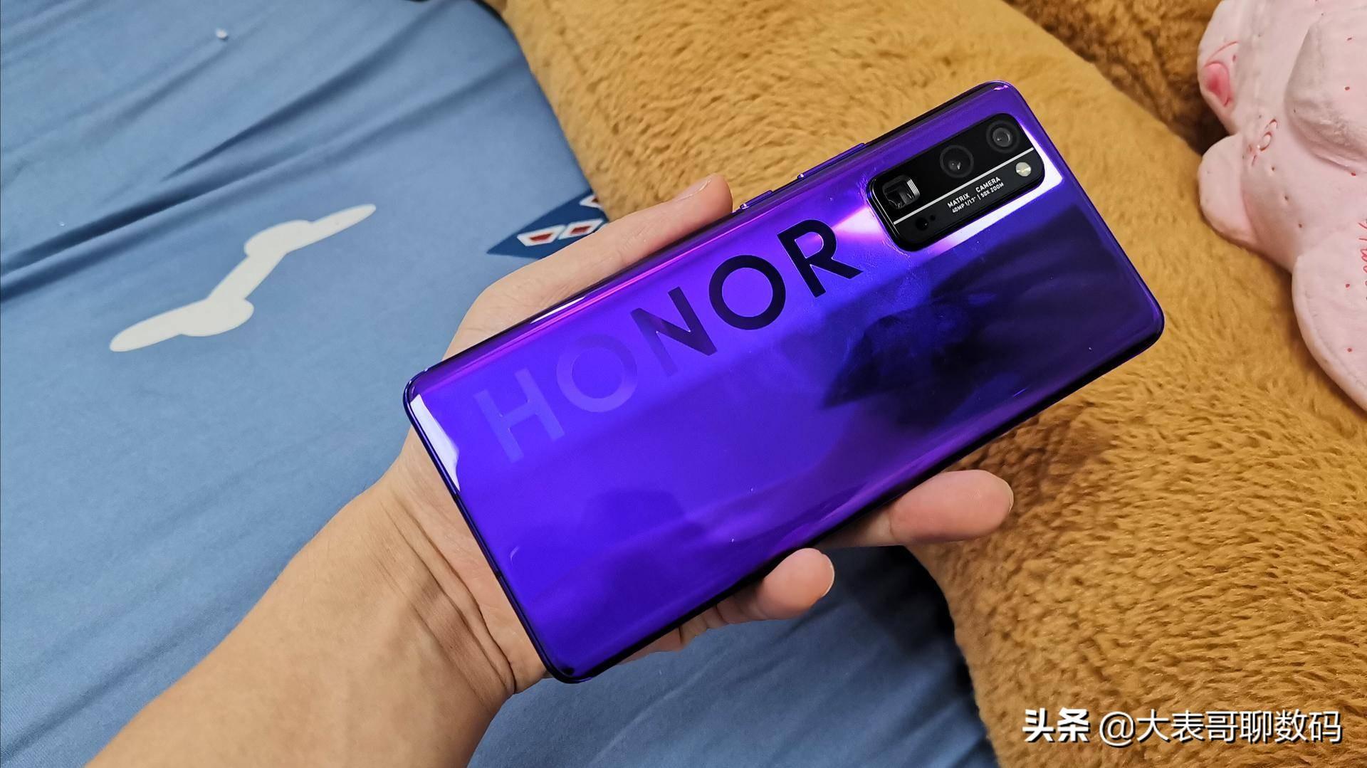 花3899买了款荣耀30Pro，使用一个月后：优缺点都很明显