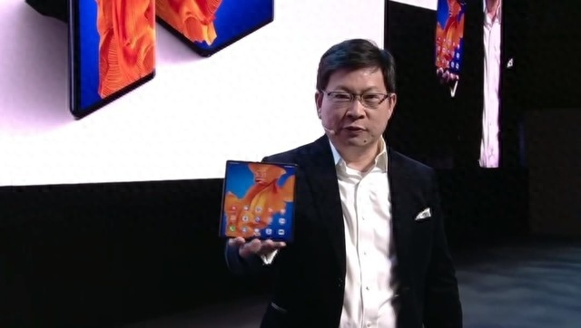 华为MateXs评测,这5G性能在折叠屏里无敌了