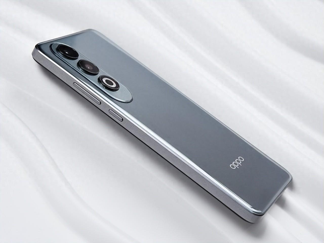 OPPO K12全面评测：百瓦快充大电池 打造大众好手机