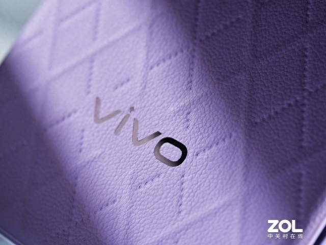 女孩子的数码装饰品，推荐三款时尚小折叠