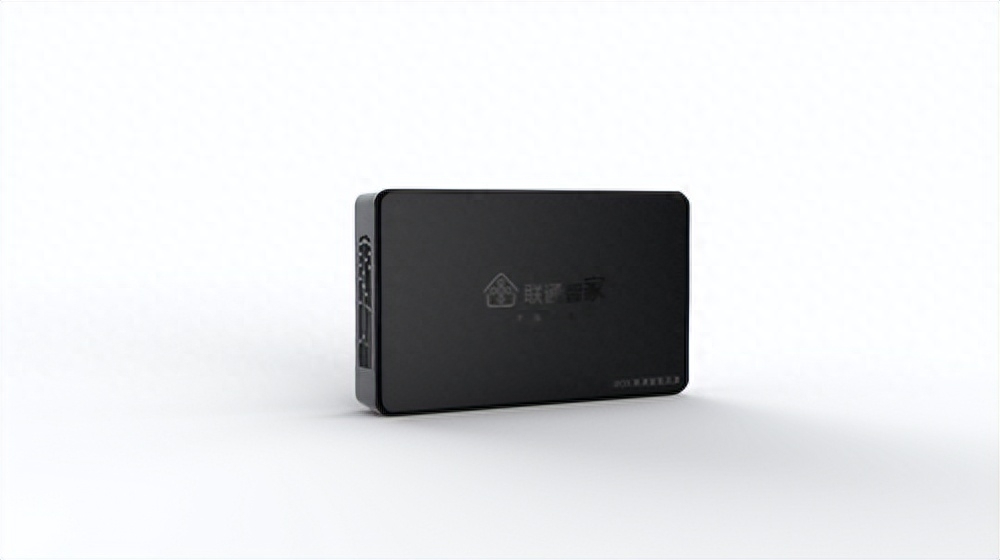 没想到电视盒子,不仅能存能看,竟然还能玩?!