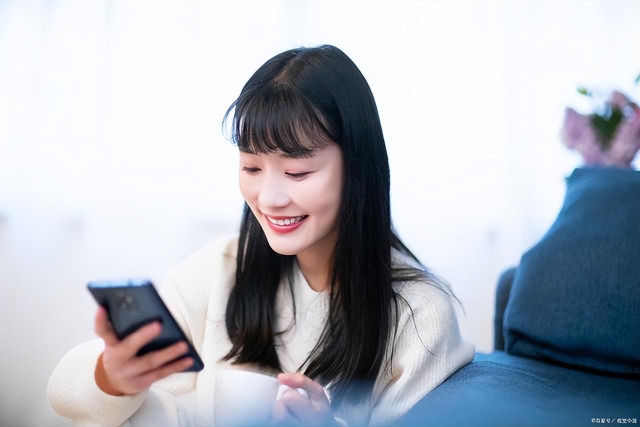 手机存储满了怎么办？闲置U盘秒变手机空间？