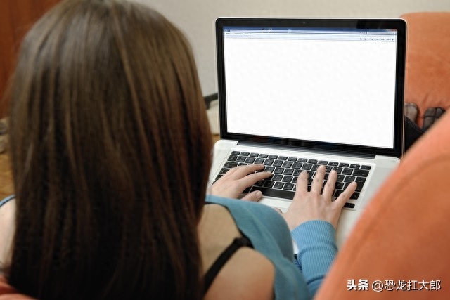 记本电脑的CPU能承受的温度上限是多少?