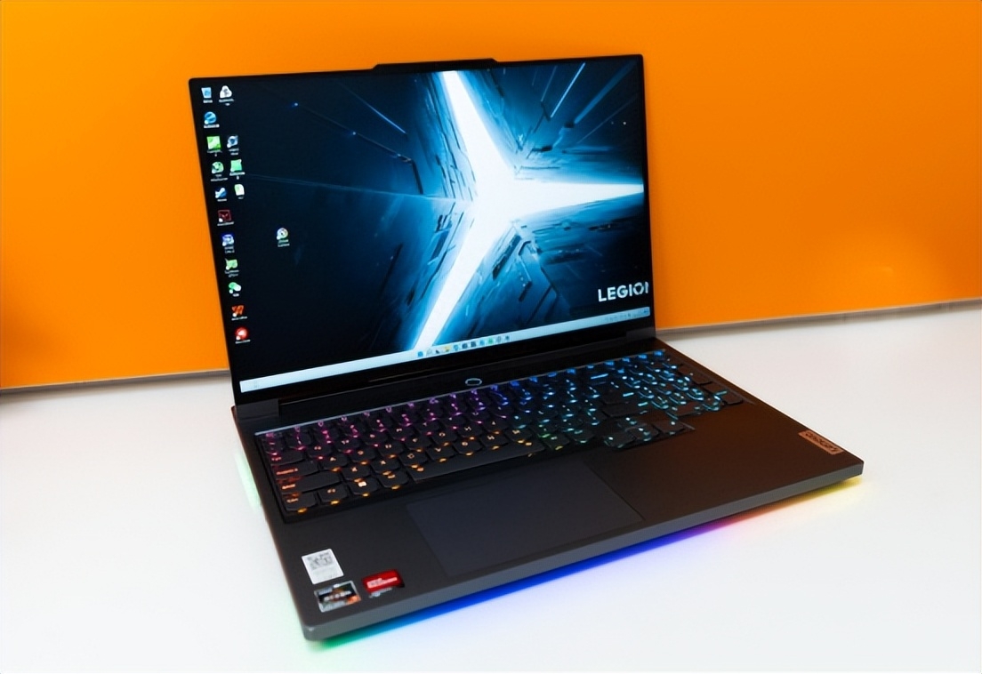 双“A”加持,颜值超高又能打,拯救者R9000K 2022评测