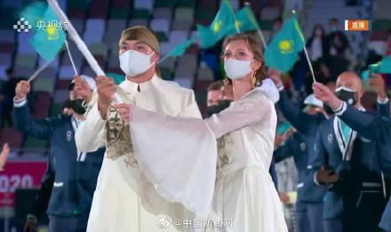 哈萨克斯坦女旗手好像仙女 哈萨克斯坦女旗手太美了