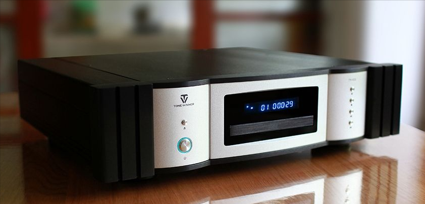 机身稳、干扰小，失真低的CD机，纯粹自然，不愧为Hi-Fi