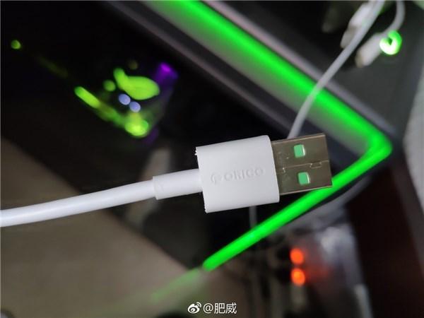华为P20 Pro充电测试：功率可达25W