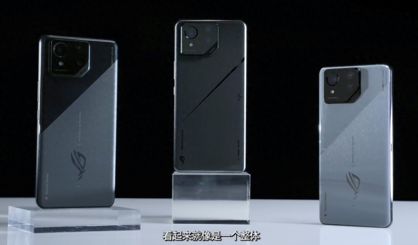 华硕ROG游戏手机8系列发布:165Hz三星屏,5500mAh电池