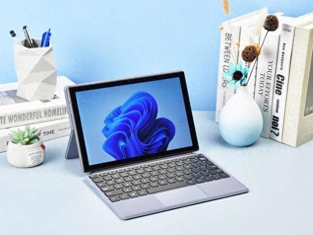 中柏EZpad V10：一款物超所值的入门级二合一平板电脑