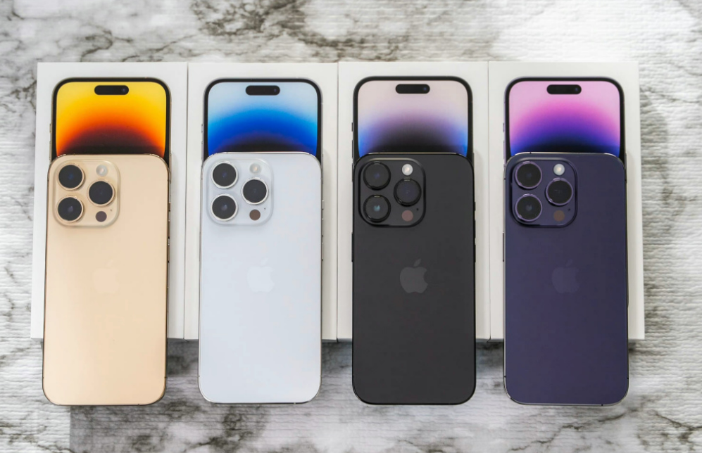 128GB的iPhone 14 不建议买，256G买不起，极空间Z4S帮你摆脱此困境