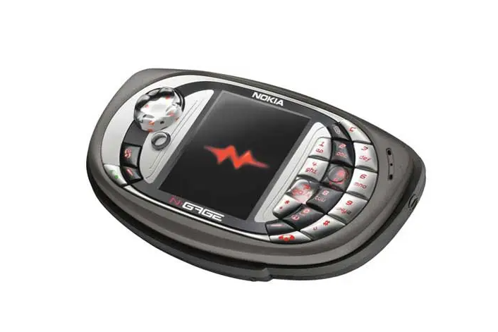 【手机回忆录】诺基亚游戏手机先驱者N-Gage QD，大家还记得吗？