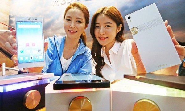 浴血重生：韩国泛泰时隔一年半再推新手机 售价2559元