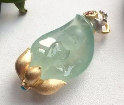 什么?翡翠中的“水货”,竟然价最高