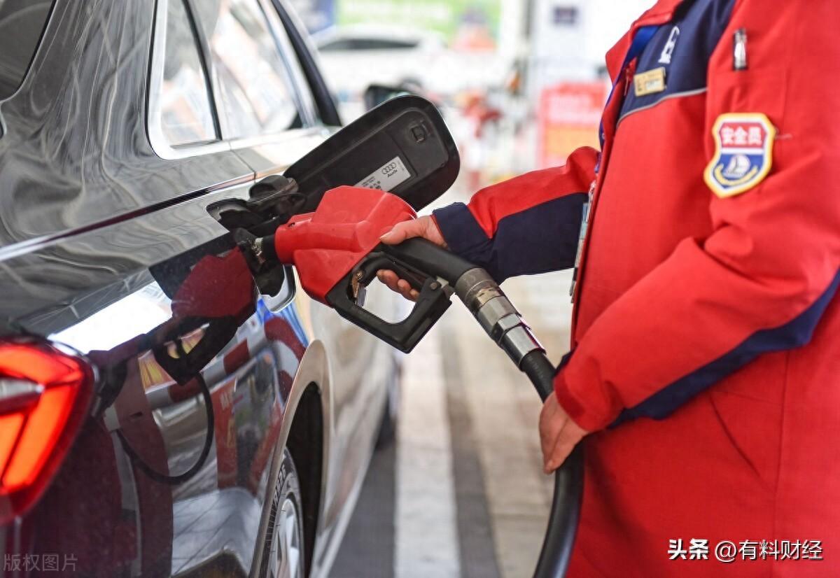油价调整时间定了,国内油价或将上调!2月25日92号汽油今日价格
