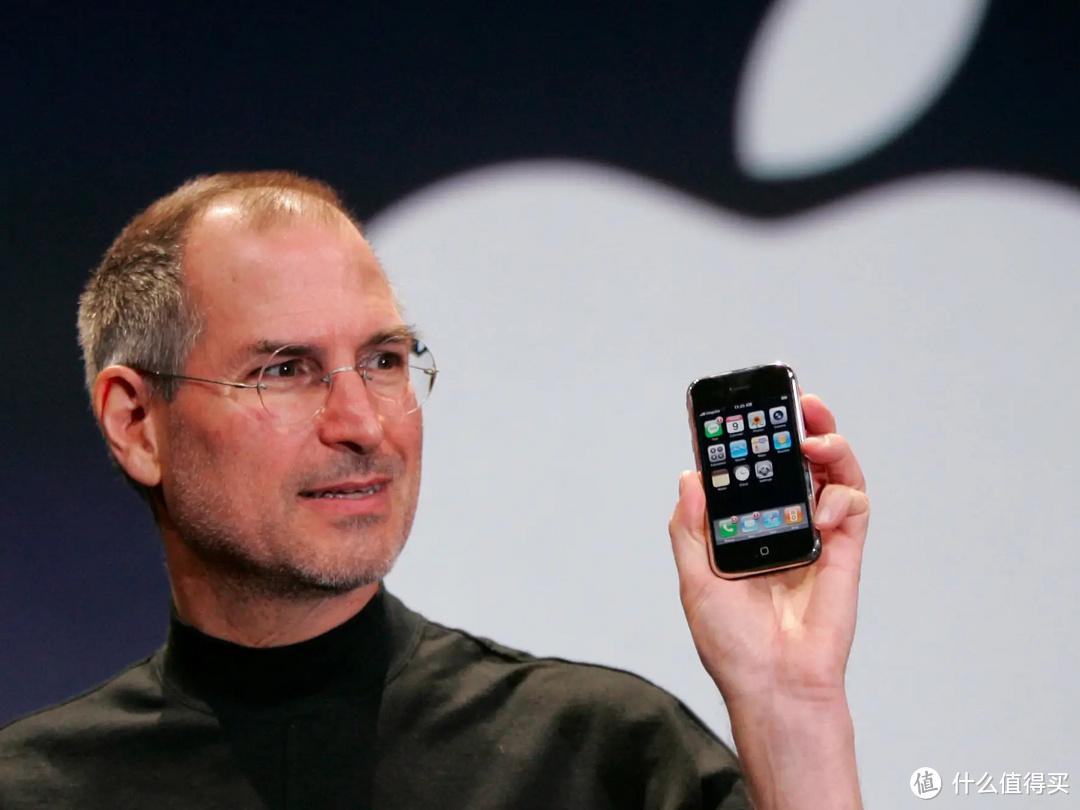 「iPhone历代记」从2007年到2022年，都是我们热爱数码的青春