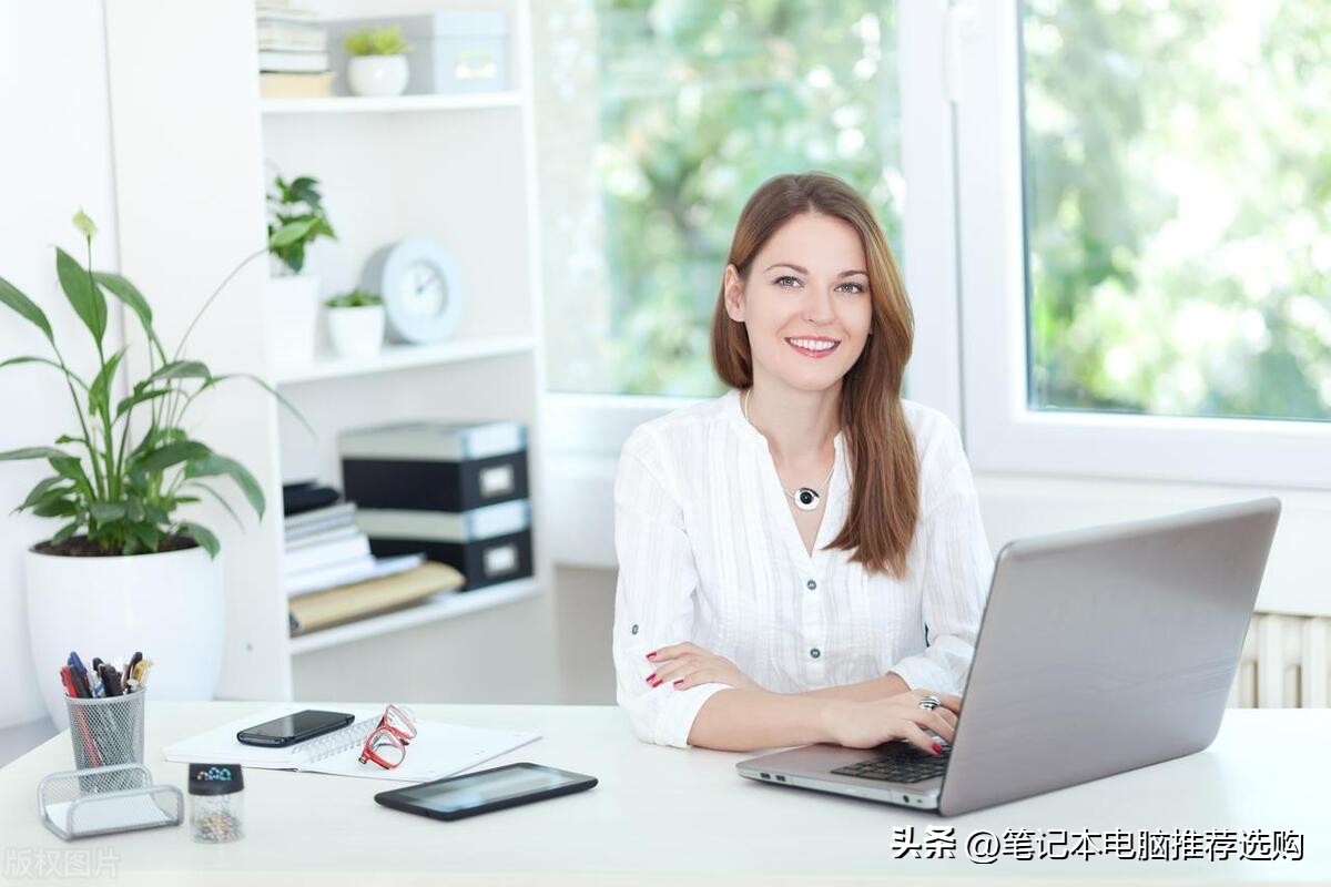 2023上半年轻薄本笔记本电脑销量排行榜